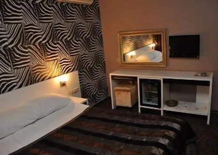 Amar Hotel